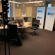 les studios aux couleurs d' ICI Orléans